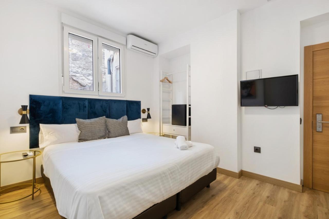 Malaga City Suites Екстериор снимка