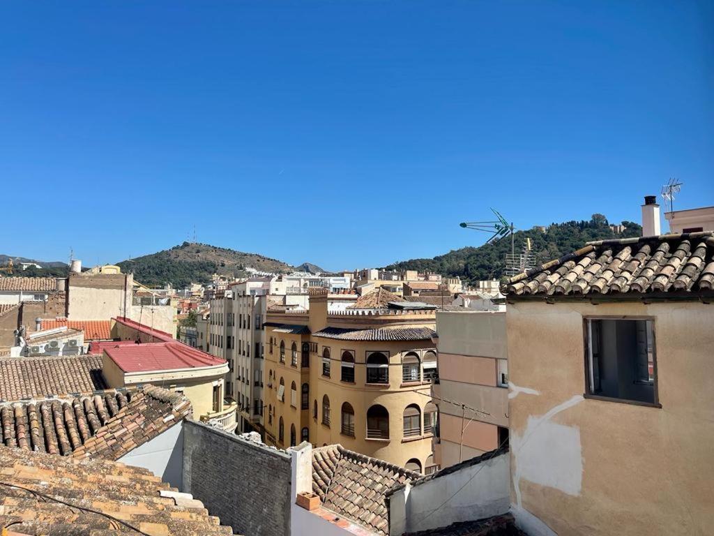 Malaga City Suites Екстериор снимка