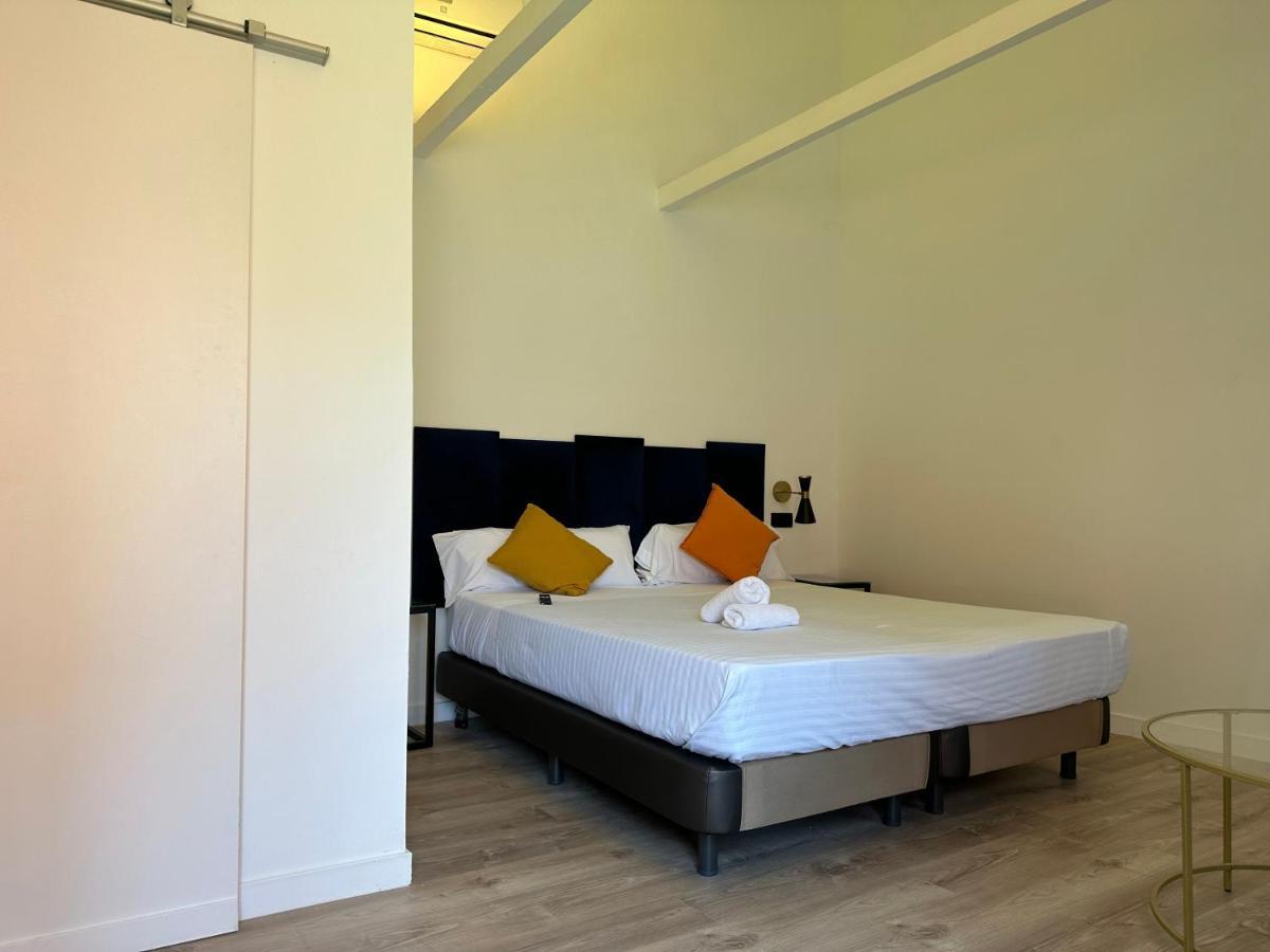 Malaga City Suites Екстериор снимка