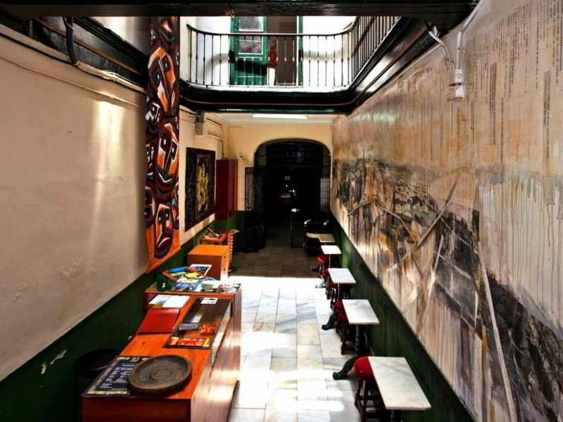 Malaga City Suites Екстериор снимка